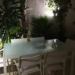 Vive La Playa Y La Noche De Aqui