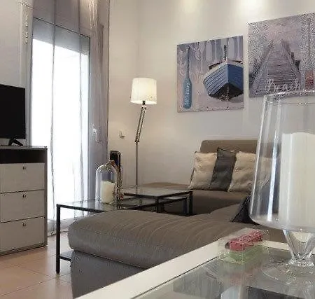 Vive La Playa Y La Noche De Aqui * Sitges