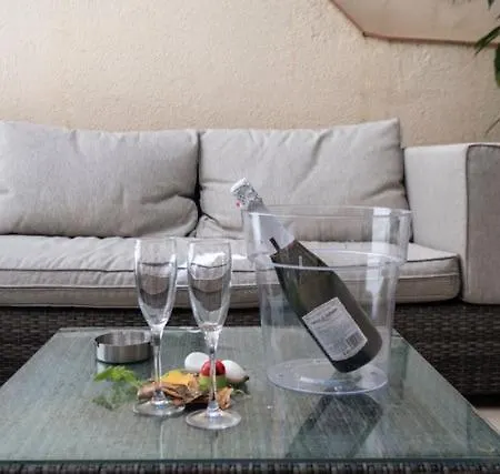 Apartament Vive La Playa Y La Noche De Aqui *