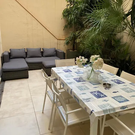 Vive La Playa Y La Noche De Aqui Apartment Sitges