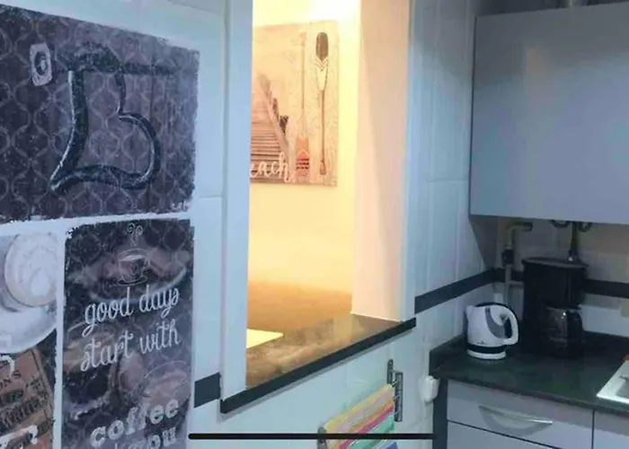 Vive La Playa Y La Noche De Aqui Sitges