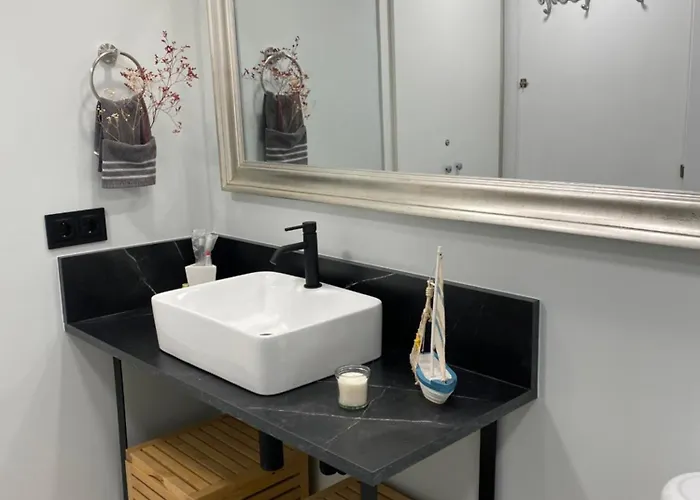 Vive La Playa Y La Noche De Aqui Apartament Sitges