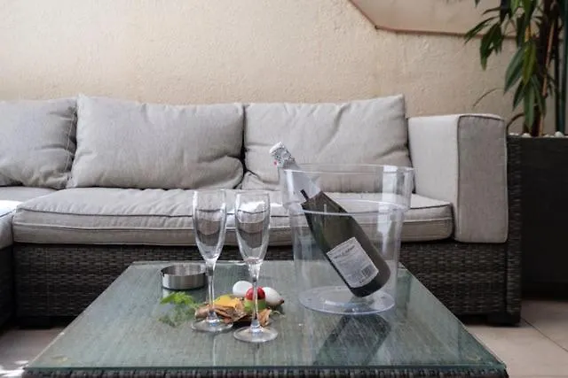 Apartament Vive La Playa Y La Noche De Aqui *